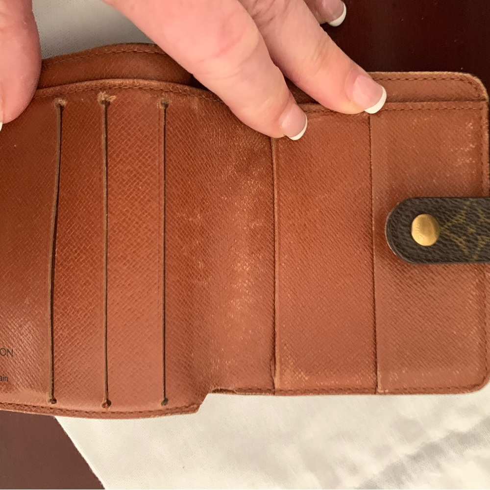 Sold***Authentic Louis Vuitton Brown Leather small Wallet - Picture 5 of 9